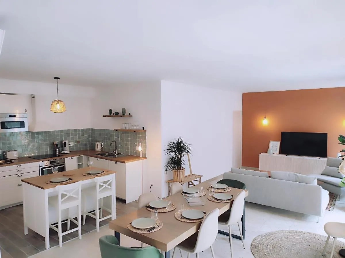 Le Terracotta Des Thermes - Climatise & 3 Chambres contacts