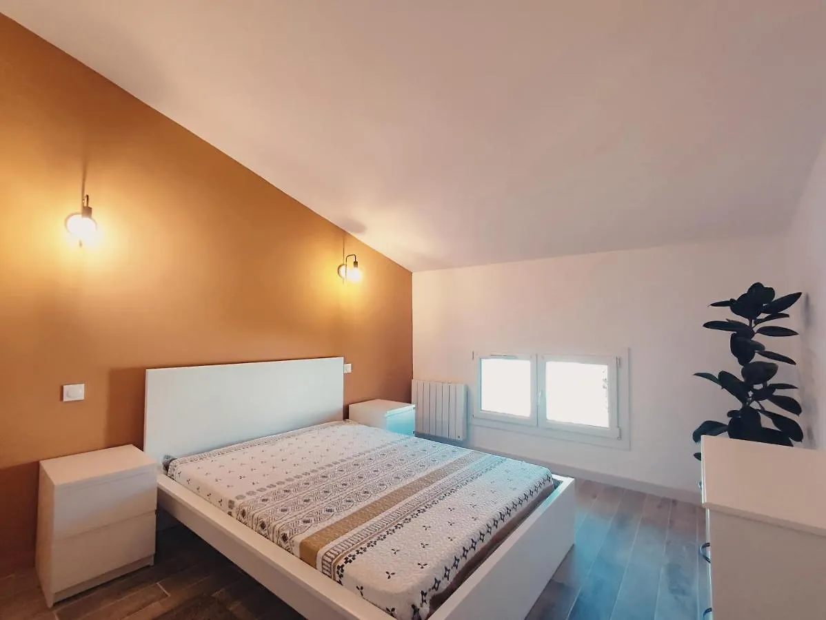 Apartment Le Terracotta Des Thermes - Climatise & 3 Chambres Greoux-les-Bains